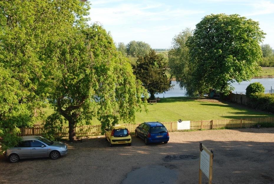 Old Riverview Guest House Earith Esterno foto